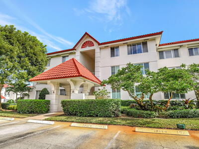 107 Half Moon Circle, Hypoluxo, FL 33462