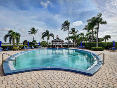 107 Half Moon Circle, Hypoluxo, FL 33462