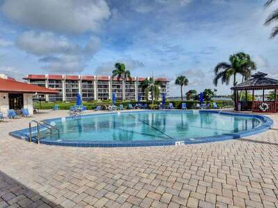 107 Half Moon Circle, Hypoluxo, FL 33462