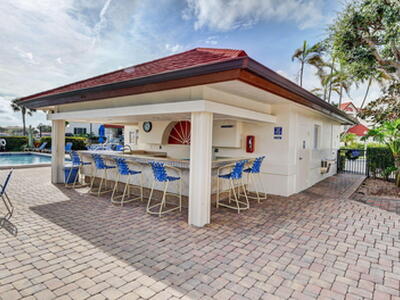 107 Half Moon Circle, Hypoluxo, FL 33462