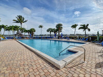 107 Half Moon Circle, Hypoluxo, FL 33462