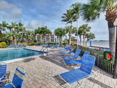 107 Half Moon Circle, Hypoluxo, FL 33462