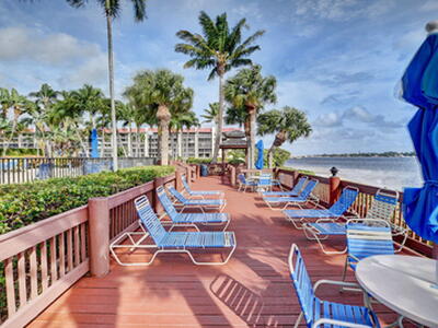 107 Half Moon Circle, Hypoluxo, FL 33462