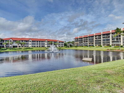 107 Half Moon Circle, Hypoluxo, FL 33462