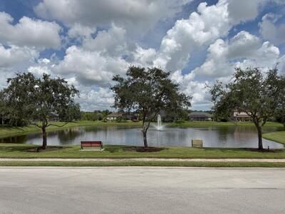 1203 Scarlet Oak Circle, Vero Beach, FL 32966