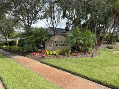 1203 Scarlet Oak Circle, Vero Beach, FL 32966