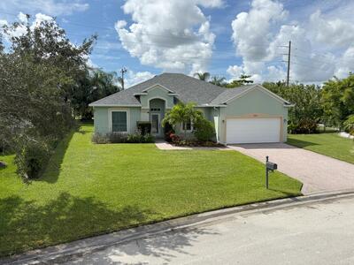 1203 Scarlet Oak Circle, Vero Beach, FL 32966