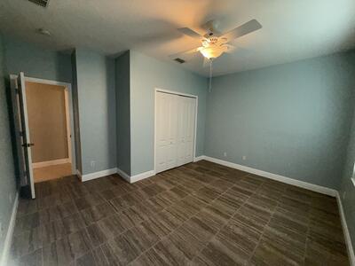 1203 Scarlet Oak Circle, Vero Beach, FL 32966