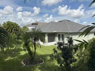 1203 Scarlet Oak Circle, Vero Beach, FL 32966