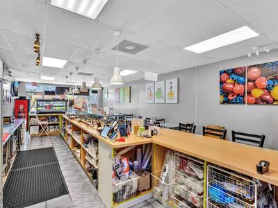 Hallandale Beach, FL 33009