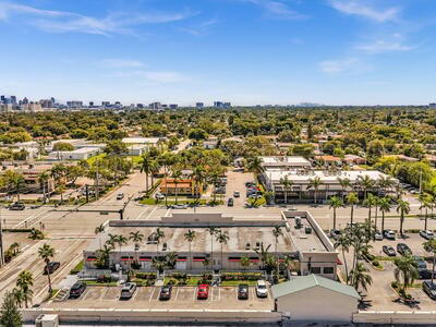 Hallandale Beach, FL 33009