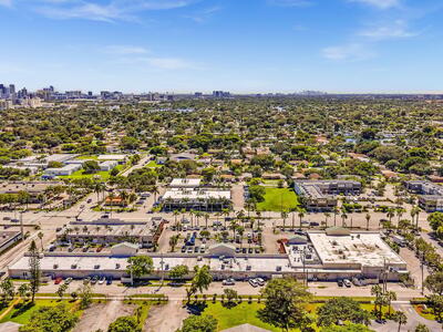 Hallandale Beach, FL 33009