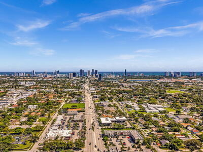 Hallandale Beach, FL 33009