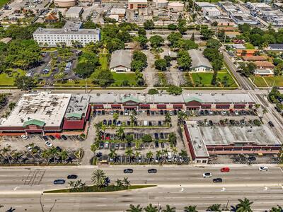 Hallandale Beach, FL 33009