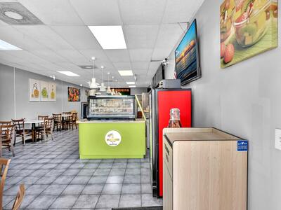 Hallandale Beach, FL 33009