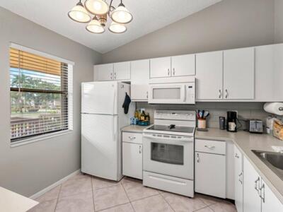 4654 Lucerne Lakes Boulevard, Lake Worth, FL 33467