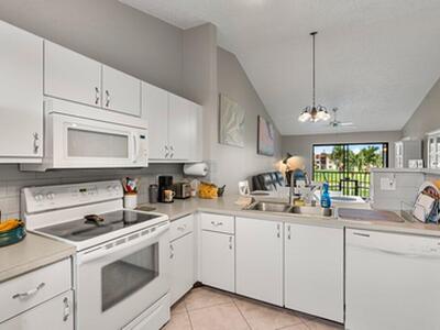 4654 Lucerne Lakes Boulevard, Lake Worth, FL 33467