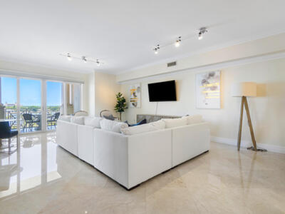 201 S Narcissus Avenue, West Palm Beach, FL 33401