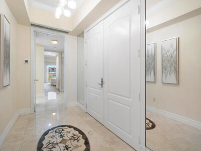 201 S Narcissus Avenue, West Palm Beach, FL 33401