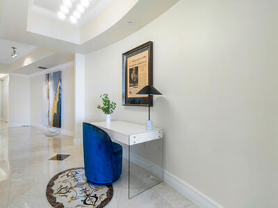 201 S Narcissus Avenue, West Palm Beach, FL 33401