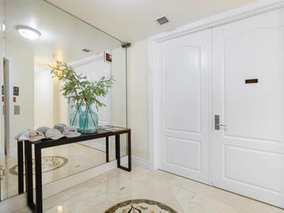 201 S Narcissus Avenue, West Palm Beach, FL 33401