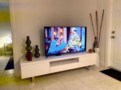 2643 NE 8th Avenue, Wilton Manors, FL 33334