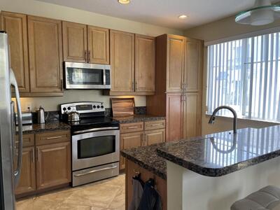 552 NW 39th Circle NW, Boca Raton, FL 33431