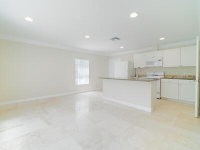 6410 N Dixie Highway, Boca Raton, FL 33487