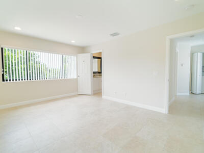 6410 N Dixie Highway, Boca Raton, FL 33487