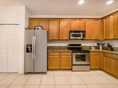 3021 Grandiflora Drive, Greenacres, FL 33467