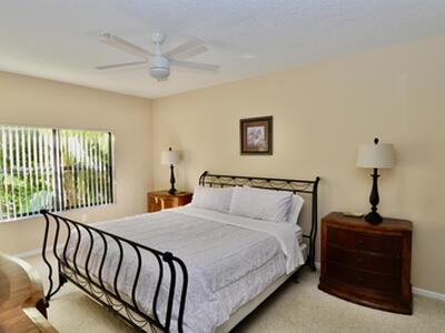 200 Uno Lago Drive, Juno Beach, FL 33408