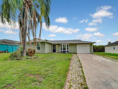 1918 SE Cheltenham Street, Port Saint Lucie, FL 34983