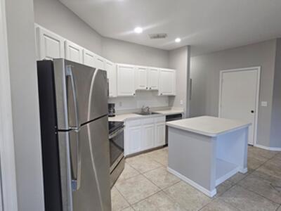 10041 Perfect Drive, Saint Lucie West, FL 34986