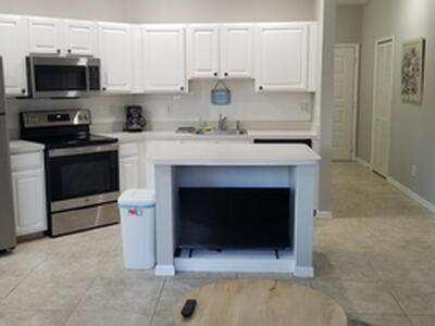 10041 Perfect Drive, Saint Lucie West, FL 34986