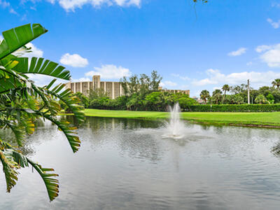 2604 Fairway Drive N, Jupiter, FL 33477