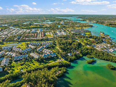 2604 Fairway Drive N, Jupiter, FL 33477