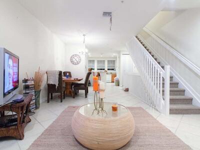 433 Amador Lane, West Palm Beach, FL 33401