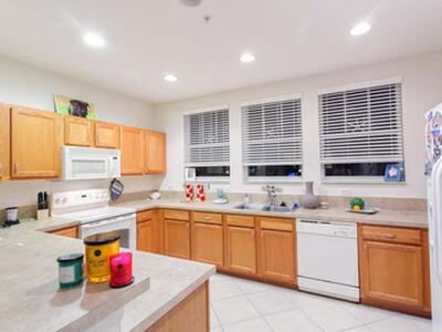 433 Amador Lane, West Palm Beach, FL 33401