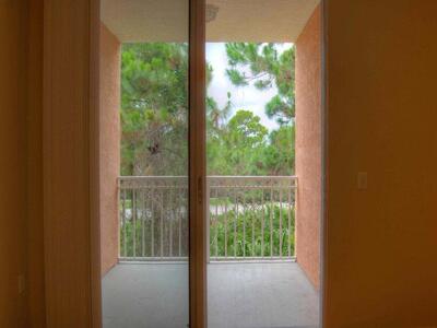 1210 Myrtlewood Circle E, Palm Beach Gardens, FL 33418