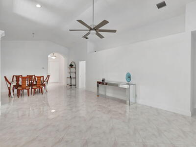 11752 Dove Hollow Avenue, Boynton Beach, FL 33437