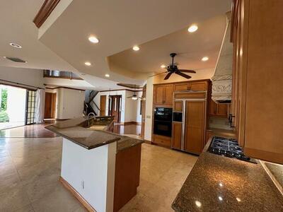 1111 Singer Drive, Singer Island, FL 33404