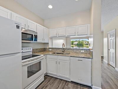 5052 Palmbrooke Circle, West Palm Beach, FL 33417