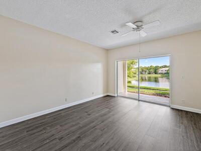 5052 Palmbrooke Circle, West Palm Beach, FL 33417