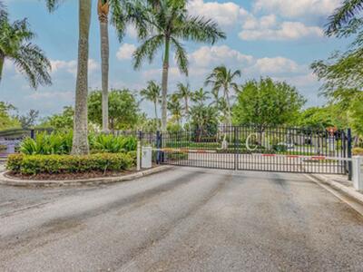 5052 Palmbrooke Circle, West Palm Beach, FL 33417