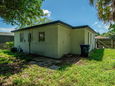 1108 W 33rd Street, Riviera Beach, FL 33404