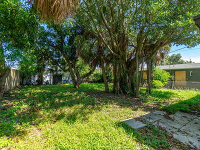 1108 W 33rd Street, Riviera Beach, FL 33404