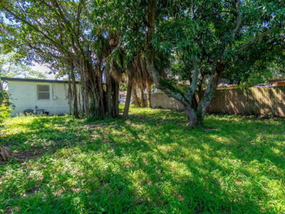 1108 W 33rd Street, Riviera Beach, FL 33404