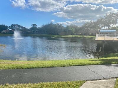 536 Shady Pine Way, Greenacres, FL 33415