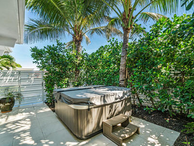 1212 Hillsboro Mile, Hillsboro Beach, FL 33062