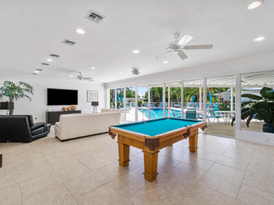 1212 Hillsboro Mile, Hillsboro Beach, FL 33062